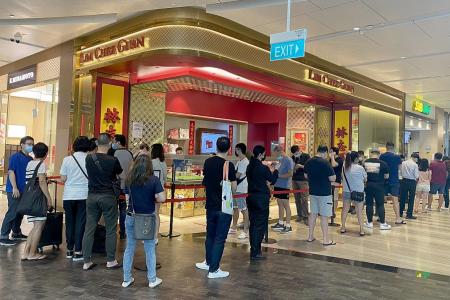 Long lines at Lim Chee Guan after it opens stores to walk-ins