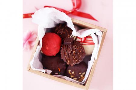 Be my last-minute Valentine: Dine-in meals, sweet treats