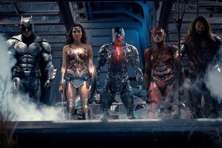 Movie review: Zack Snyder's Justice League (with spoilers)