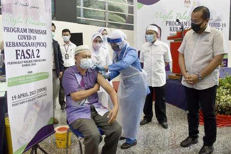 States free to procure vaccines on their own: Malaysian minister