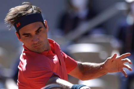 Federer makes winning Grand Slam return