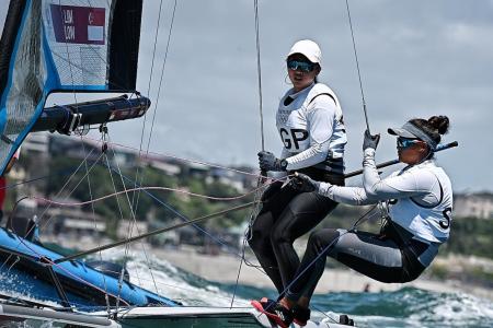 Sailors Lim and Low &#039;within striking distance&#039; of medal: Dr Tan