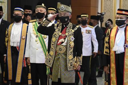 Malaysian King tells politicians not to gamble with country&#039;s future