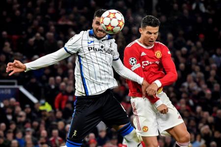 Ronaldo rides to Man United's rescue with another late winner