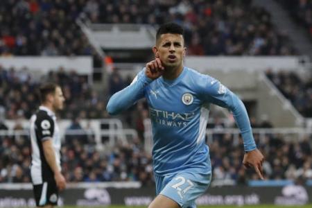 Man City defender Cancelo beaten up during robbery at home