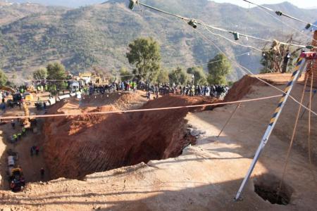 Rescuers retrieve body of Moroccan boy who was trapped in well for five days