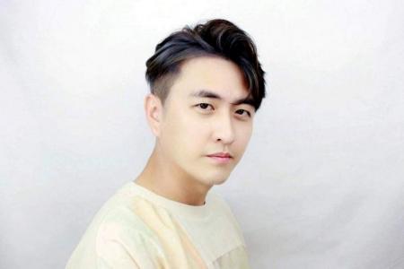 Local actor-singer Huang Jinglun laments stock market losses during pandemic