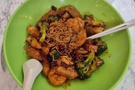 Diner 'feels the pain' as he forks out $26 for mala hotpot noodles at food court