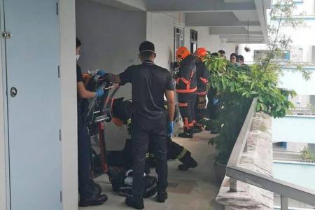 Man calls SCDF to break open gate after wife fails to answer