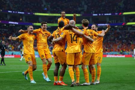 World Cup: Dutch stage winning return to World Cup with 2-0 victory over Senegal