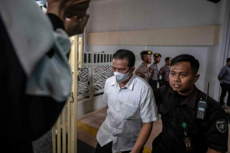 Indonesia policeman jailed over football stadium crush