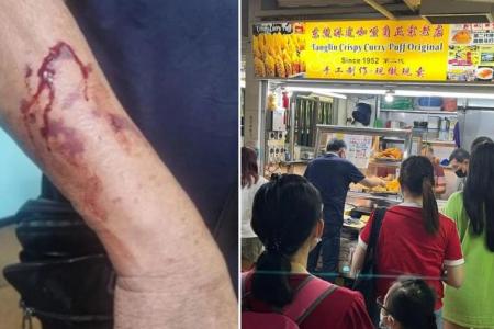 Curry puff hawker gets into scuffle with elderly man