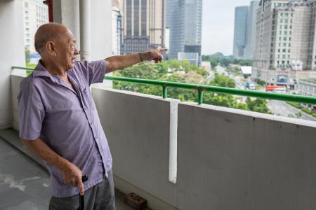 Reminiscing about the views from his corridor at his old Rochor Centre. When he first moved in, he had an unobstructed sea view. 