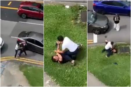 Two drivers get into a brawl in Geylang, blocking traffic