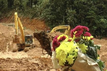 Malaysia landslide: Firefighters declined to have blood pressure taken so they could continue with search