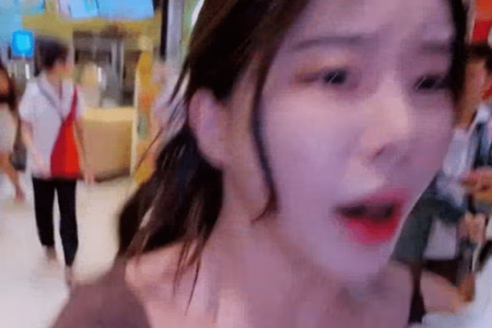 ‘What’s going on?’: S. Korean influencer live streams herself fleeing Siam Paragon shooting