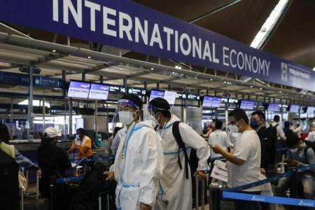 Malaysia to screen all arriving travellers for fever