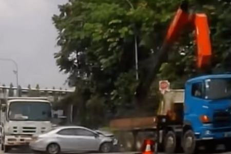 Car crashes into tree-pruning lorry on CTE, then tipper truck rams into car