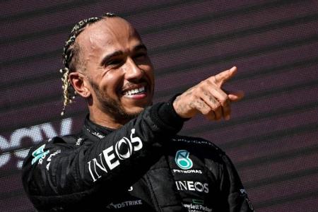 F1 great Hamilton thinking of extending career beyond 2023