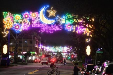 Geylang Serai glitters with lights for Hari Raya as bazaar returns after 2-year hiatus