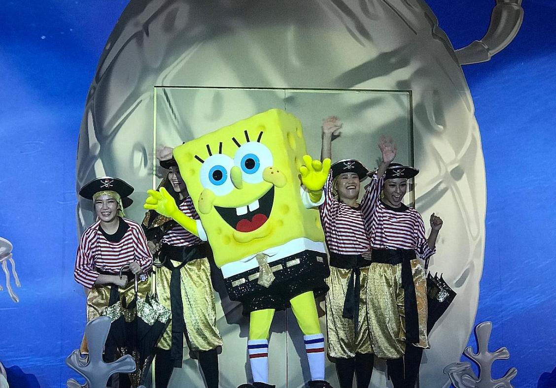Fashion meets song-and-dance at Raffles City SpongeBob events