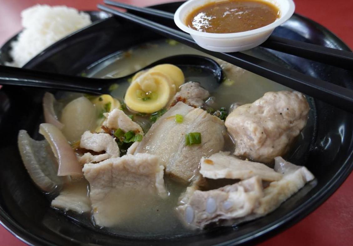 Makansutra: Egg sausage the star of Monan's pork soup