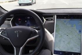 The video was promoted on Twitter by chief executive Elon Musk as evidence that “Tesla drives itself”.