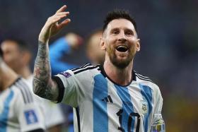 Argentina captain Lionel Messi will talk to his club PSG about extending his contract after the World Cup.