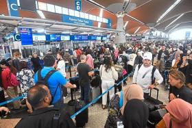 Hundreds of peoples were seen forming  long lines at KLIA, after flights to Sabah and Sarawak were cancelled following the Mount Ruang Volcanic eruption.