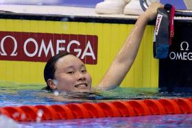 Gan Ching Hwee clocked 16 min 20.88sec, breaking the women's 1500m freestyle national record at the World Aquatic Championships in Fukuoka.