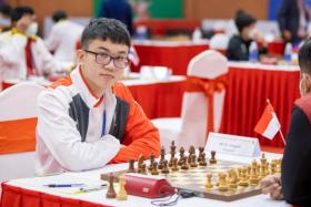 Tin Jingyao lost to Vietnam's Nguyen Ngoc Truong Son in the men's final.