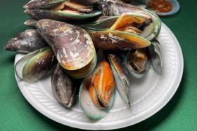 The mussels were found to contain a biotoxin from several species of algae, which have increased due to the recent hot weather. 