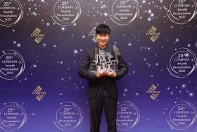 JJ Lin clinched five awards at the Composers and Authors Society of Singapore Awards Presentation ceremony. 