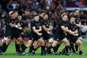 FILE PHOTO: Rugby Union - New Zealand v South Africa - World Cup warm-up - Twickenham Stadium, London, Britain - August 25, 2023 New Zealand players perform the haka before the match Action Images via Reuters/Matthew Childs/File Photo