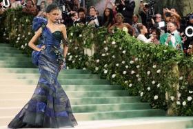 Zendaya poses at the Met Gala, an annual fundraising gala held for the benefit of the Metropolitan Museum of Art&#039;s Costume Institute with this year&#039;s theme &#039;Sleeping Beauties: Reawakening Fashion&#039; in New York City, New York, U.S., May 6, 2024. REUTERS/Andrew Kelly     TPX IMAGES OF THE DAY
