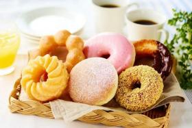 Each customer can buy only a maximum of 10 doughnuts, and no more than four Pon de Ring doughnuts (left). 