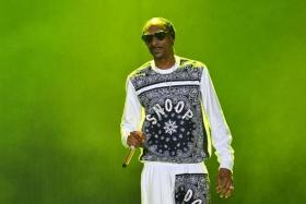Fans  braved temperatures equal to or exceeding  38 deg C last Saturday  to attend  American rapper Snoop Dogg&#039;s  Drop It Like It’s Hot concert in Houston, Texas. 