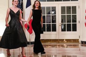 Actress Jennifer Garner (right) and her daughter Violet Affleck arrive at the White House on Dec 1, 2022.