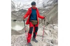 Ms Suzie Oliver, known among her friends as “Iron Lady”, reached the Everest base camp at 5,364m above sea level in September after a gruelling eight-day hike.