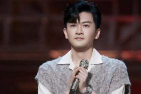 Taiwanese singer-actor Alec Su turned down an invitation from former Little Tigers bandmate Nicky Wu to celebrate his win.