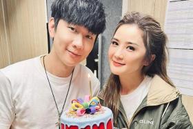 Charlene Choi (right) was JJ Lin's special guest at his concert in Hong Kong on Sunday.