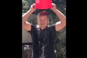 Matt Damon performs the ALS Ice Bucket Challenge with toilet water. 