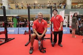 MEDAL HOPES: Kalai Vanen (left) and Melvyn Yeo (right) are the only two members in the Republic&#039;s powerlifting squad at the Asean Para Games from Dec 3-9.