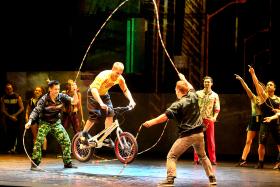 DAREDEVILS: Thibaut Philippe doing bike stunts while on a jump rope. TNP PHOTO: JONATHAN CHOO

