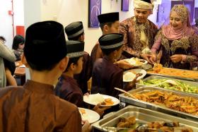 Children from the Pertapis Children&#039;s Home were invited for the wedding reception of Mr Mar Yanto Ahmad and wife Hairina Abu Bakar held at Warong Nasi Pariaman