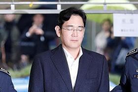 Samsung heir indicted in graft probe