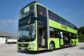 3-door bus hits the road for six-month trial