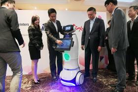 This robot can take the place of salesman