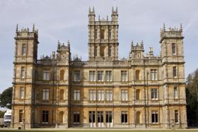 Exploring the home of Downton Abbey