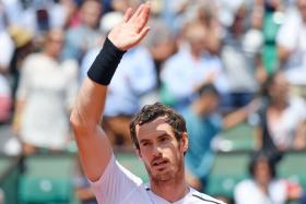 Andy Murray pays tribute to victims of terror attacks